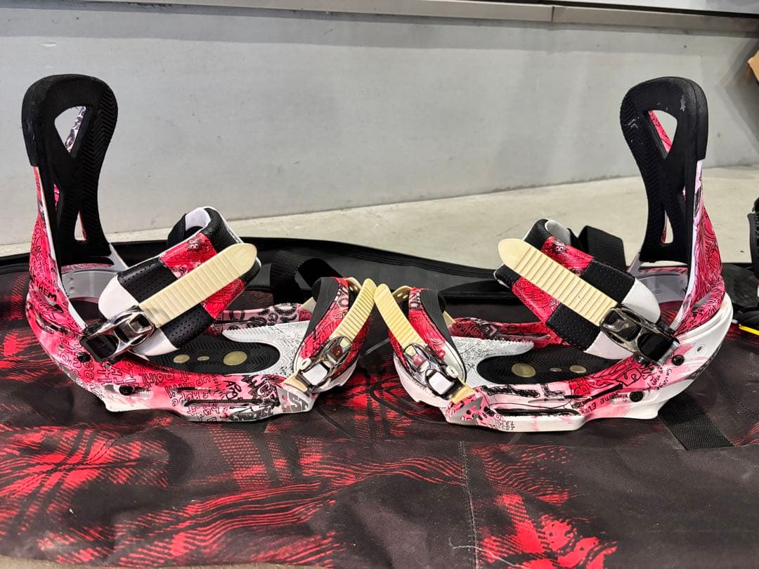 バートン　カーテル　EST Cartel スノーボード ビンディング M