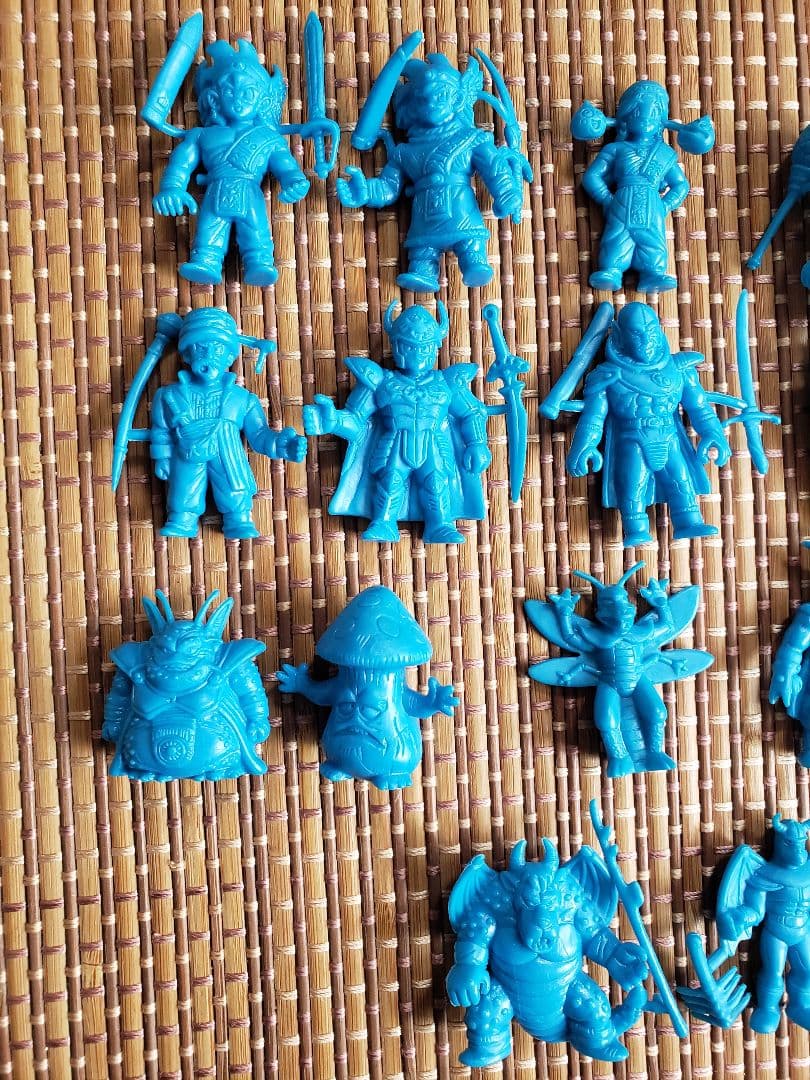 ドラゴンクエスト消しゴムアベル伝説パート1　青　新品未使用　ファミコン