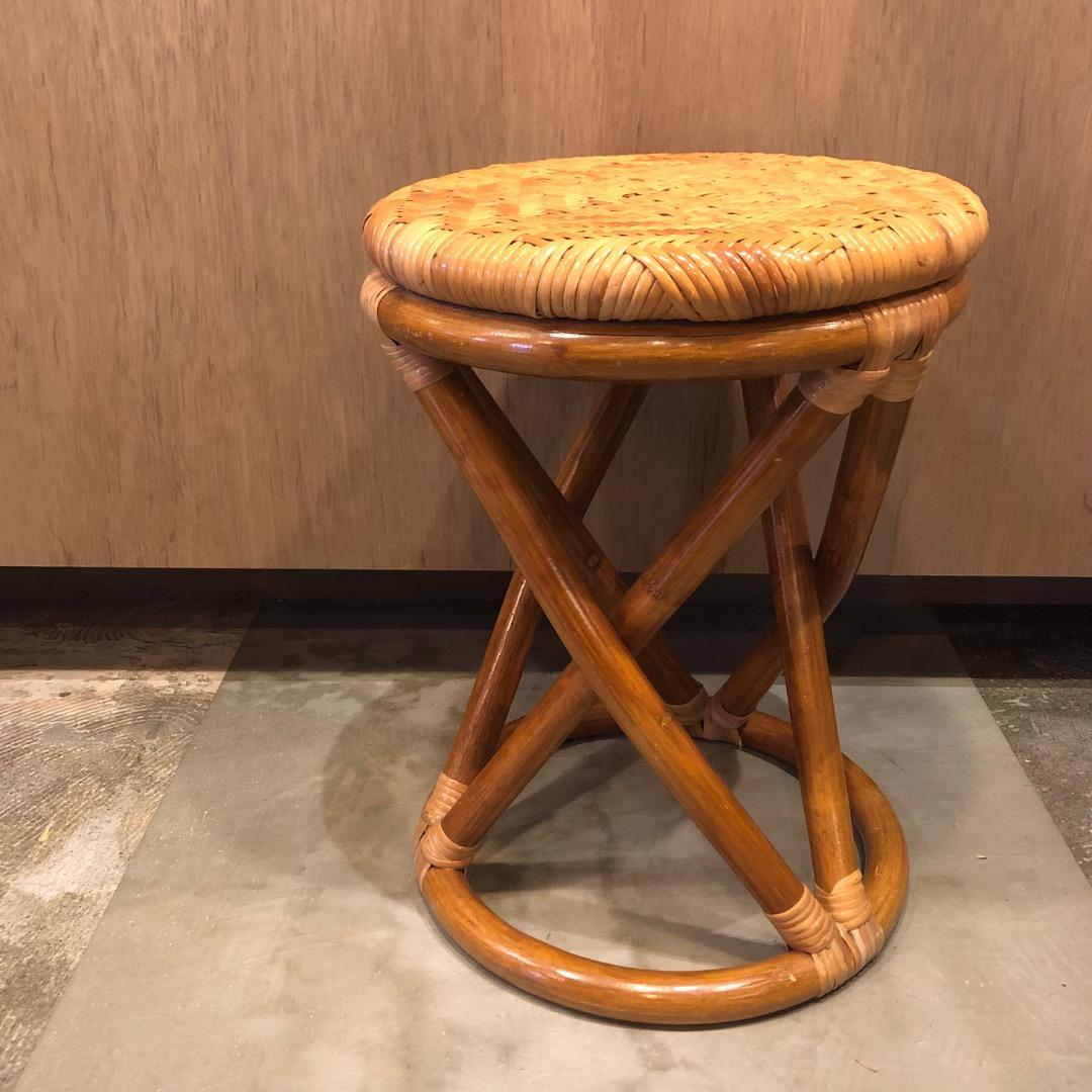 【ラタン製】ラウンドスツール　椅子　ラタン椅子　ラタン家具　腰掛け　アジアン雑貨