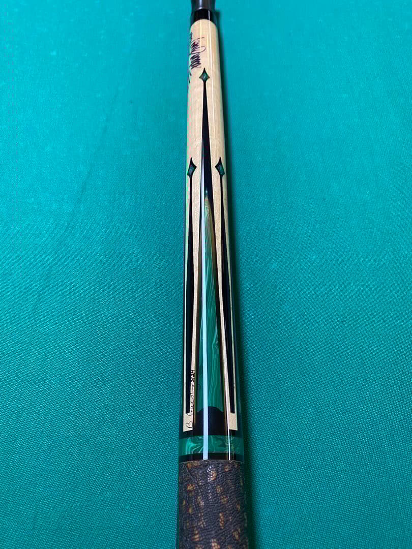 Predator & Jacoby cues ビリヤードキュー