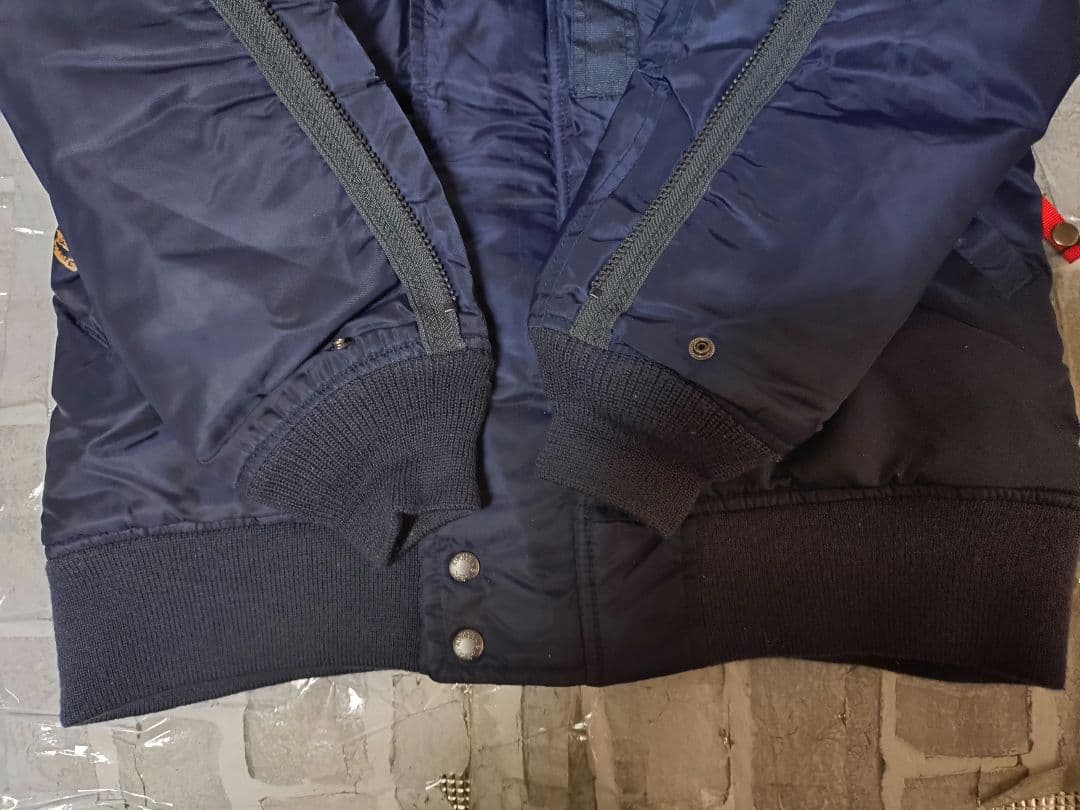 【美品】【Lサイズ】【リアルファー】【N-2B】【ネイビー】【AVIREX】