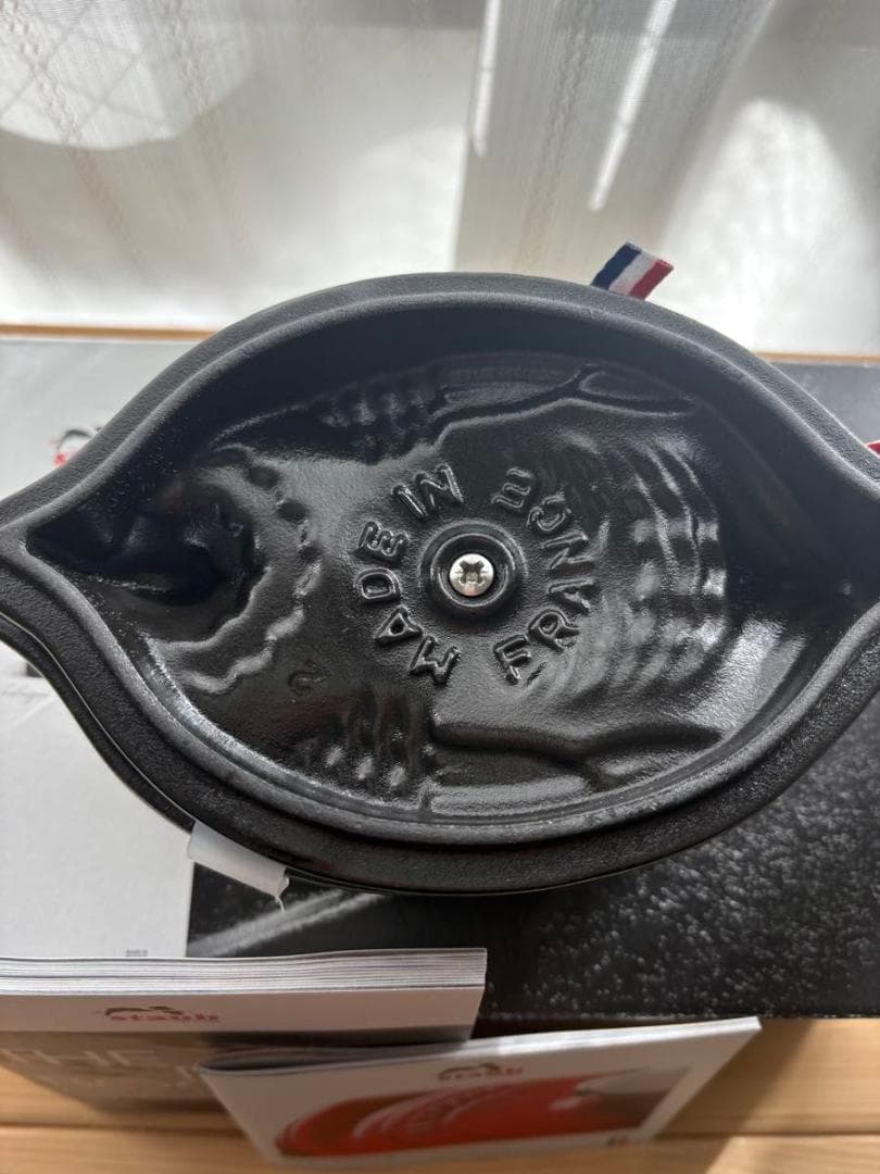 新品未使用 ストウブ スモールチキン 11 cm チキンココット