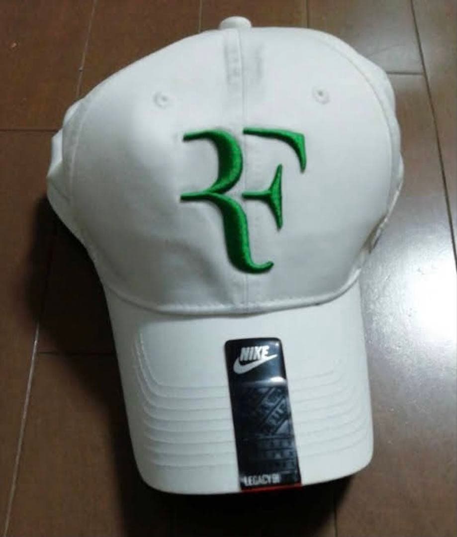 NIKE RFロゴ刺繍CAP 白/緑 フェデラーモデル キャップ 新品・タグ付き