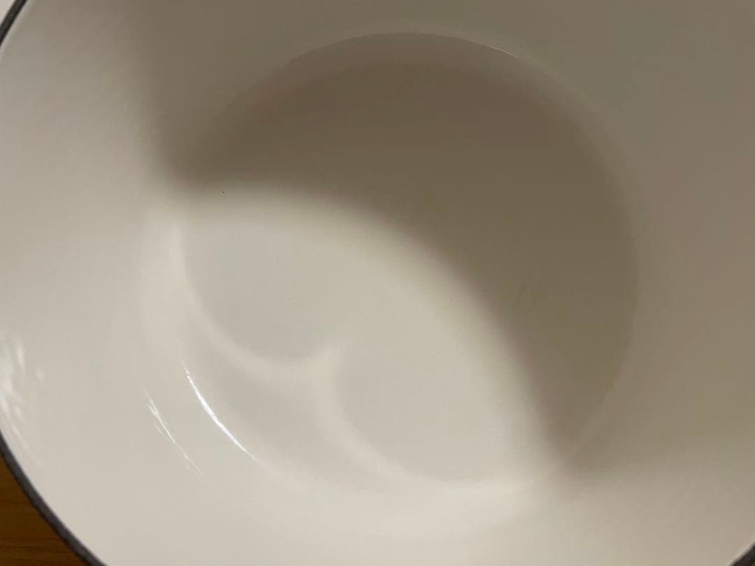 ル・クルーゼ　シグニチャーココットロンド　ホワイト22㎝