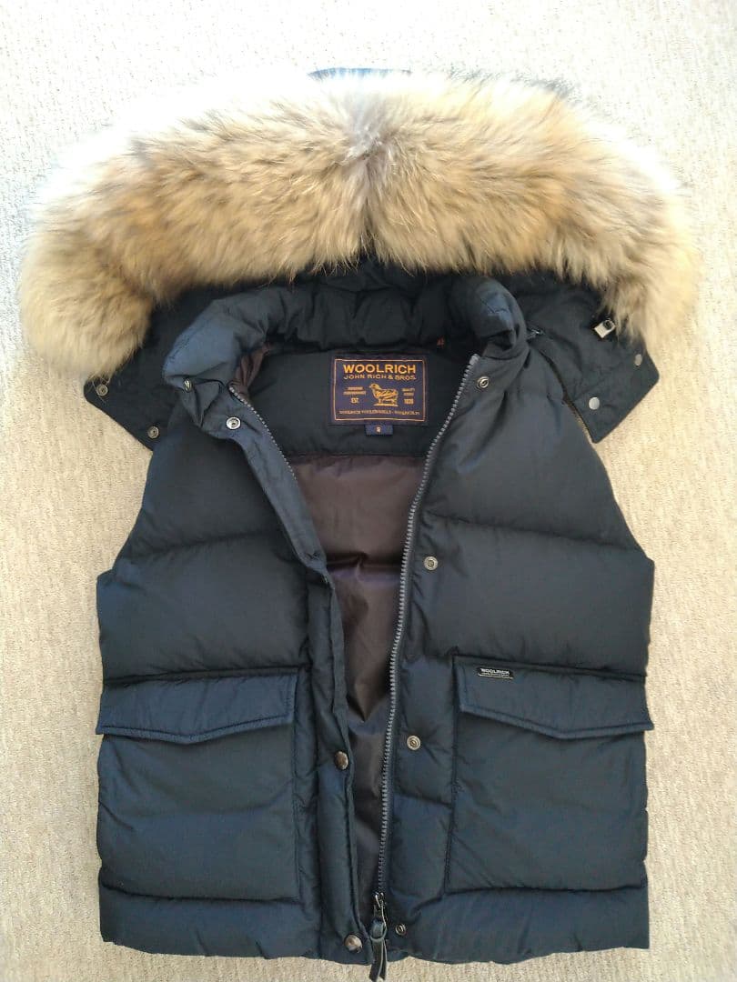 WOOLRICH ウールリッチ　ダウンベスト