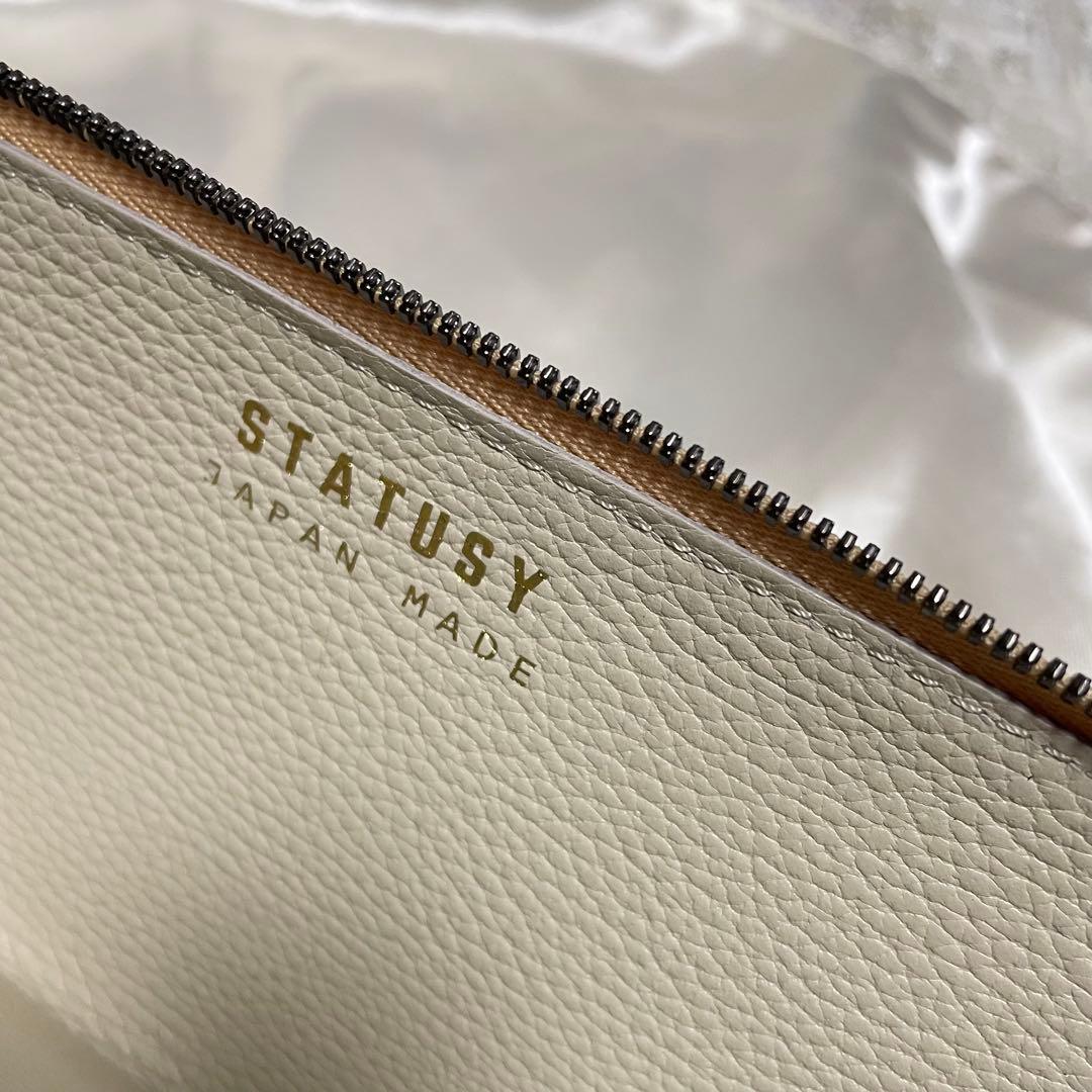 ステータシー　イルモードジップコンセプト　長財布　ライトグレージュ