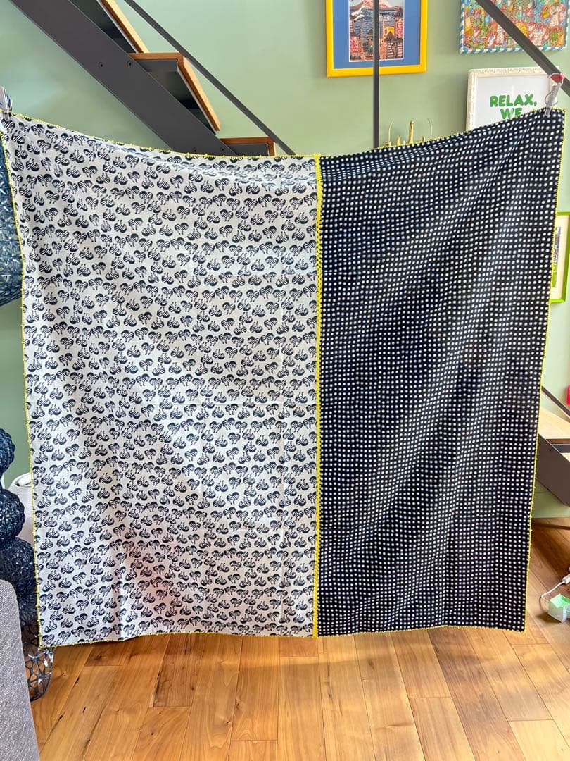 レオアトランテ　シマウマ柄　テーブルクロス