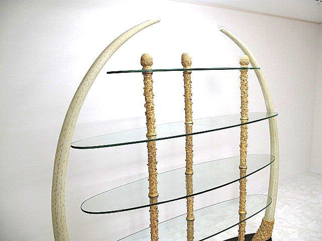 イタリア製 高級輸入家具 多段シェルフ ポリストーン×ガラス クラシック 飾り棚