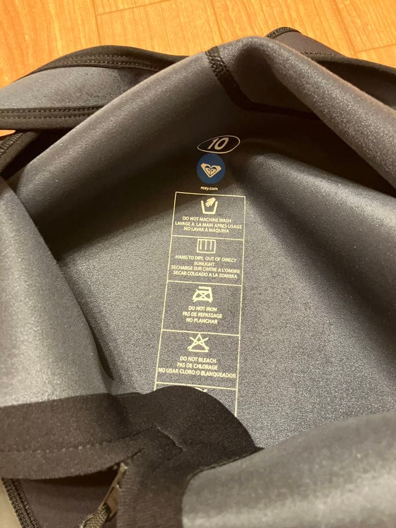 美品　ロキシーROXY ショートジョン　ウェットスーツ　レディース
