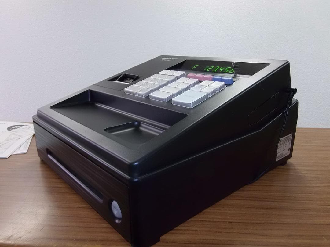 美品人気の黒32設定無料横型領収証シャープ　インボイスレジスターXE-A147