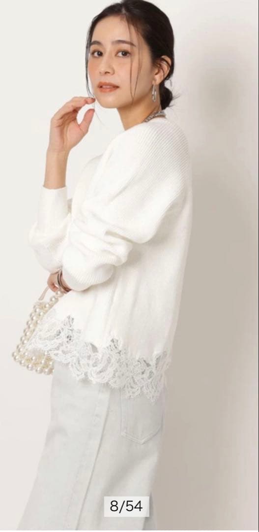 新品、タグ付き❣️ Arpege story 裾刺繍レースニット