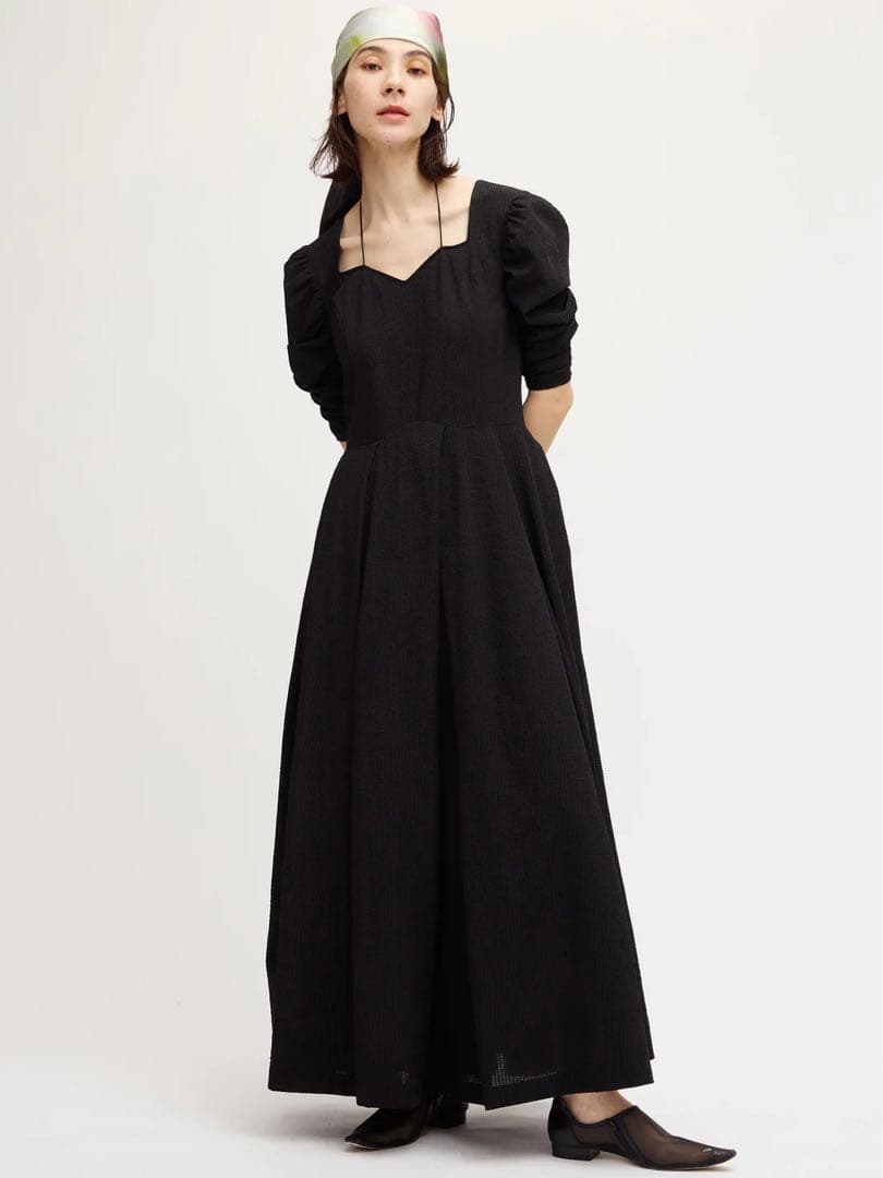 【新品未使用】SEERSUCKER VOLUME HEM DRESS