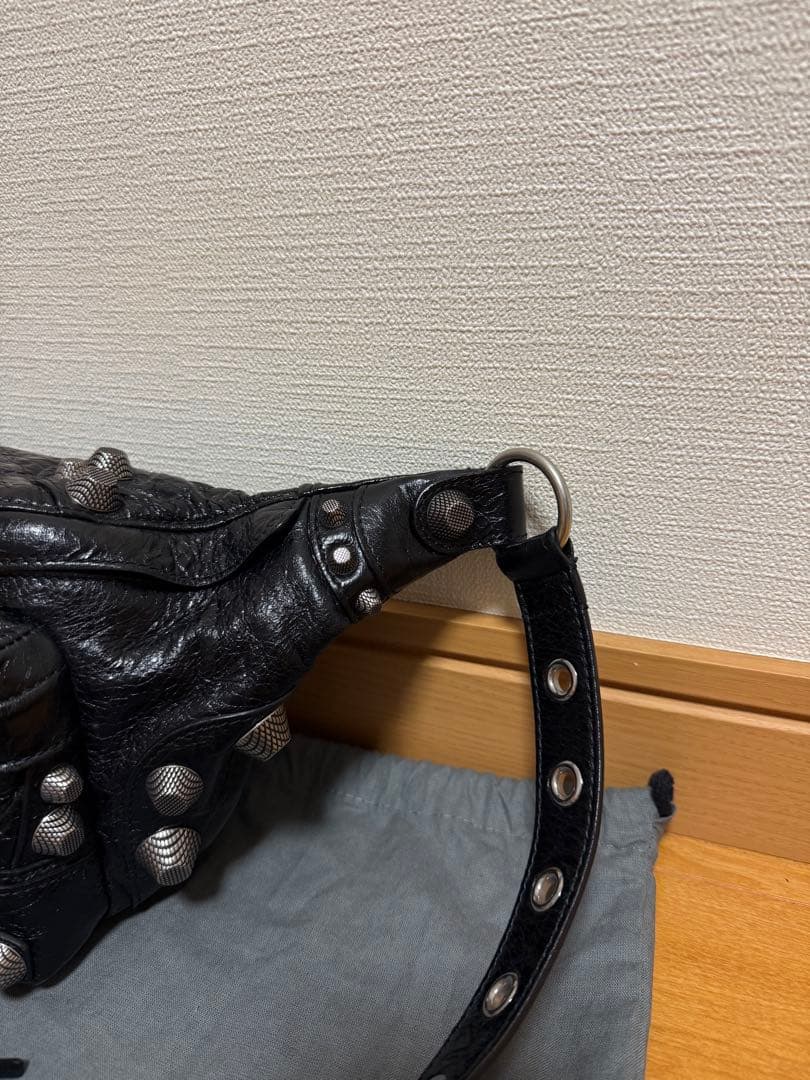 BALENCIAGA LE CAGOLE バッグ