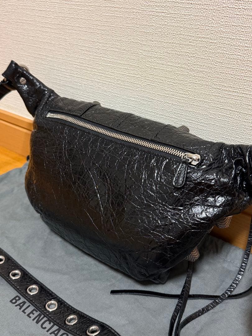 BALENCIAGA LE CAGOLE バッグ