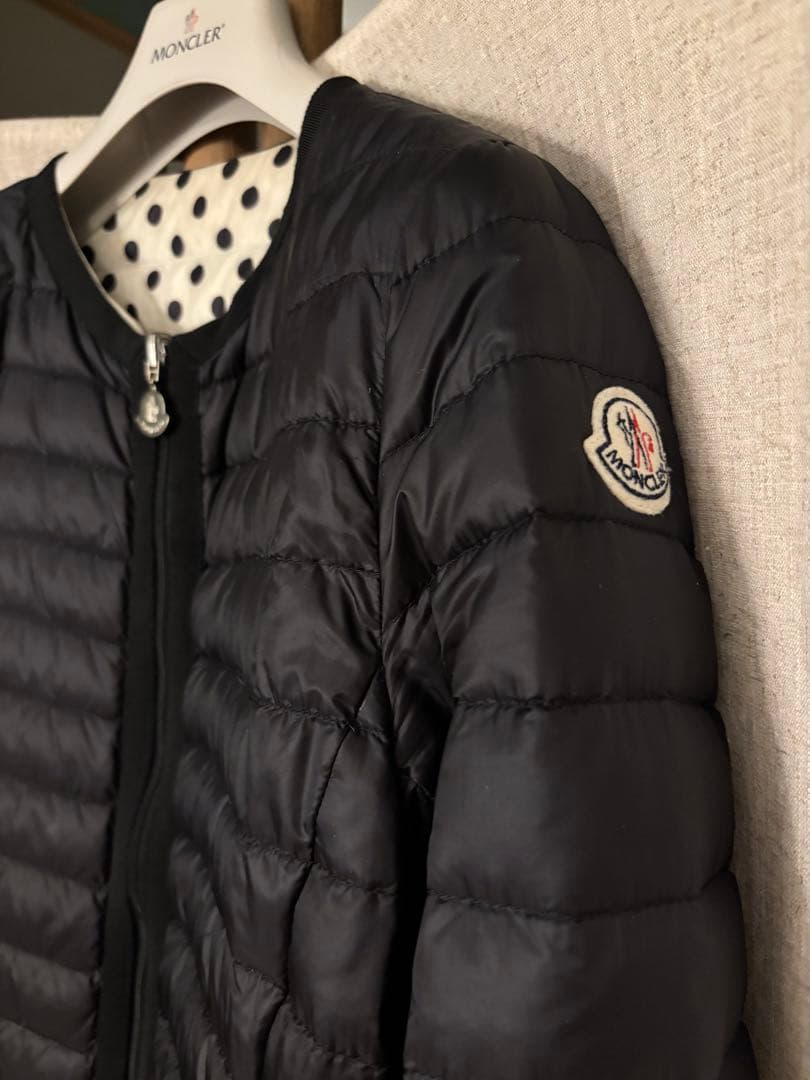 モンクレール　MONCLER ノーカラーダウンジャケット　リバーシブル