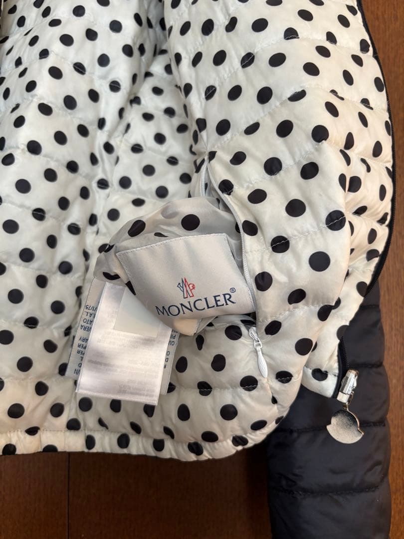 モンクレール　MONCLER ノーカラーダウンジャケット　リバーシブル