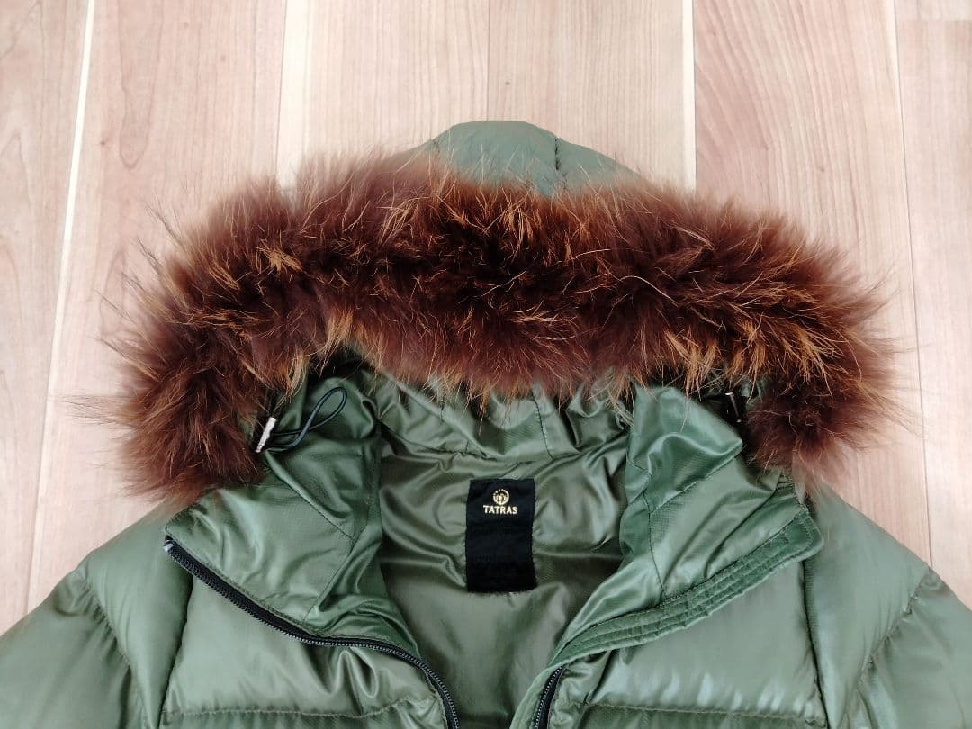 お値下げ　TATRAS ダウンジャケット
