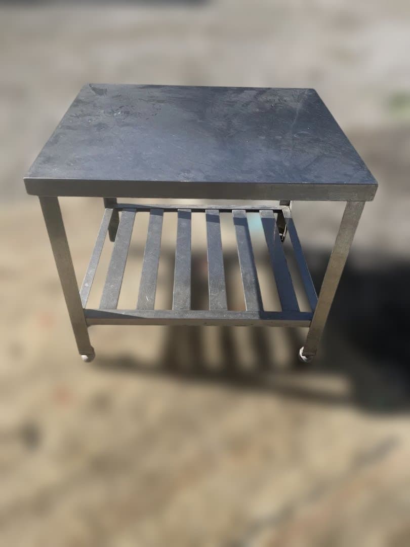 送料込み 厨房用品 調理台作業台下棚付き高さ60＊60＊70cm