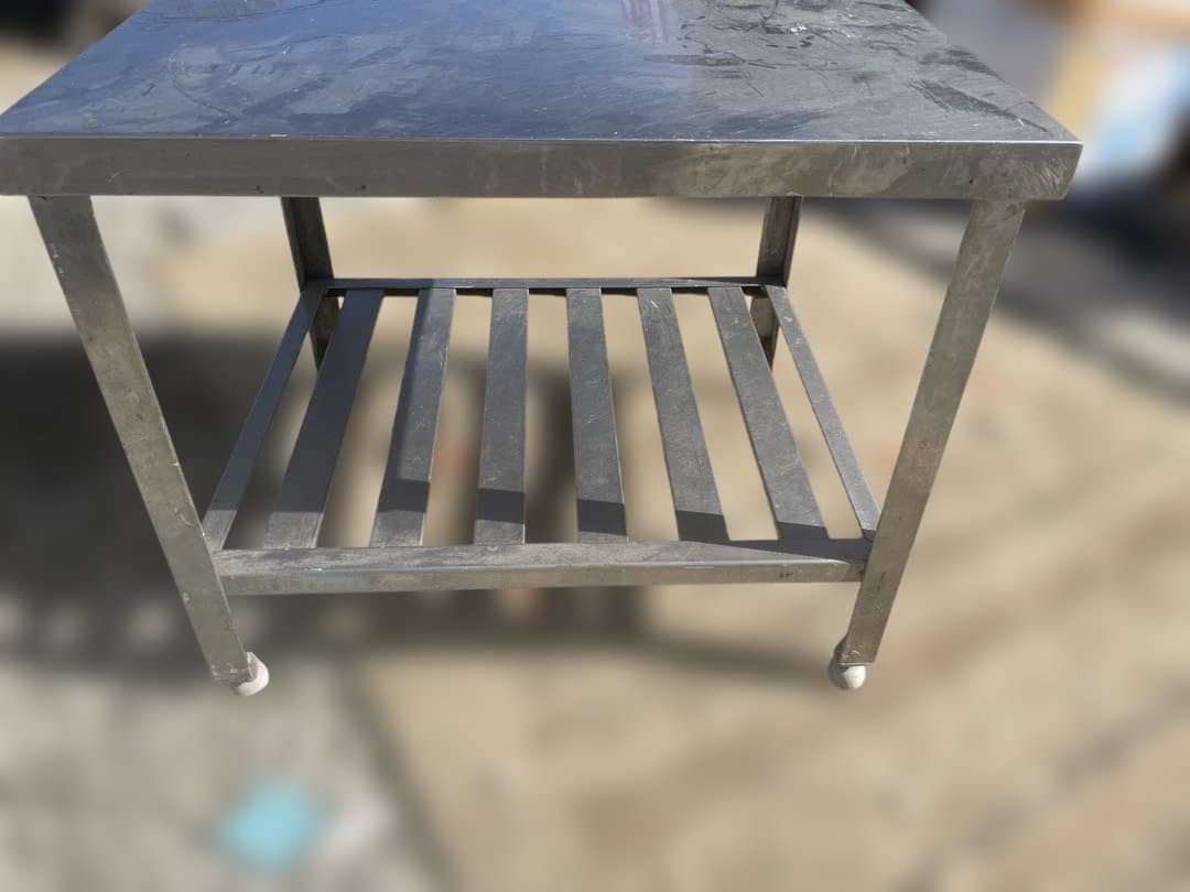 送料込み 厨房用品 調理台作業台下棚付き高さ60＊60＊70cm