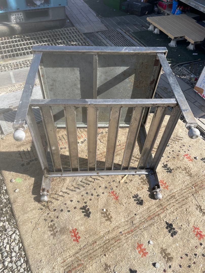 送料込み 厨房用品 調理台作業台下棚付き高さ60＊60＊70cm