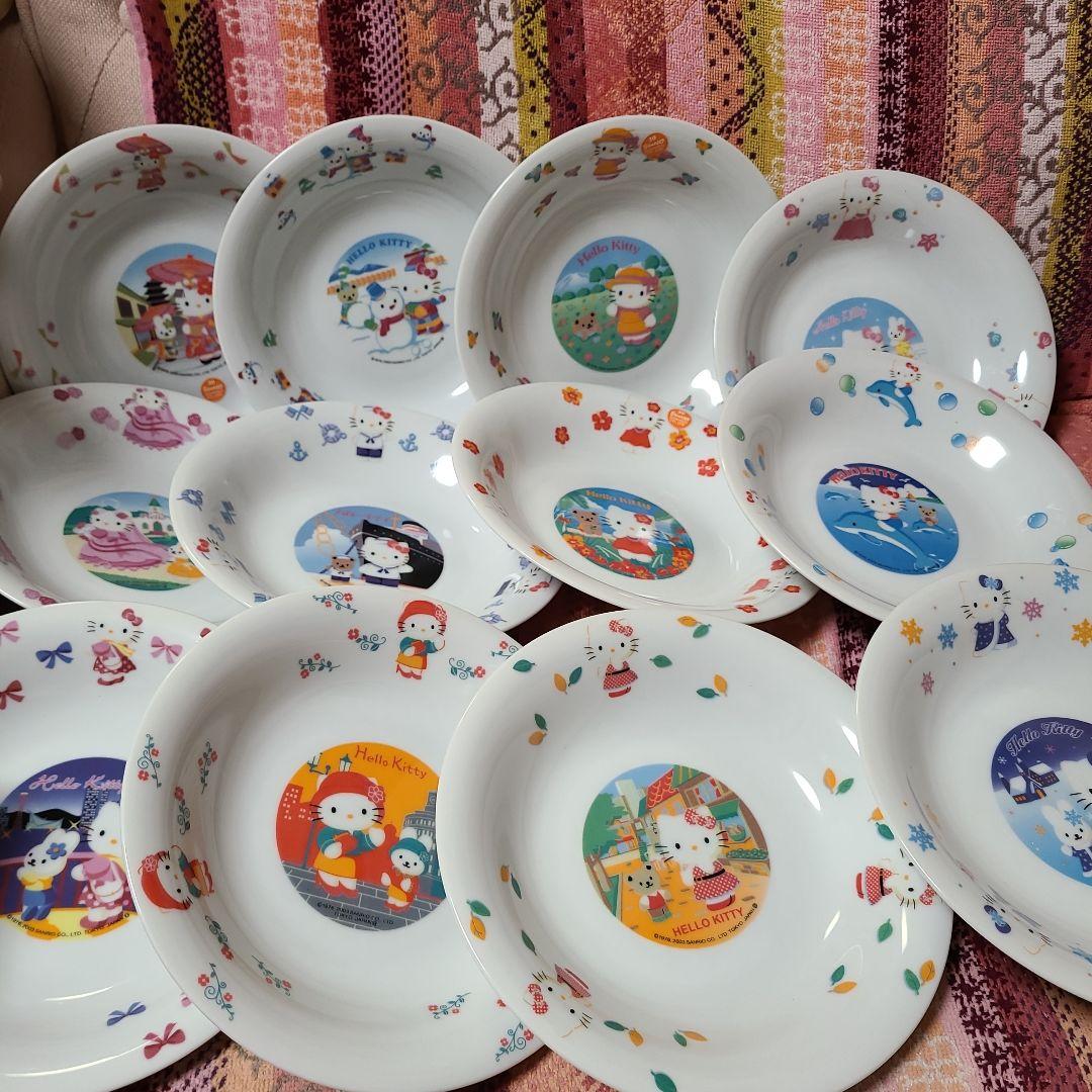 ハローキティパスタ 皿12枚セット