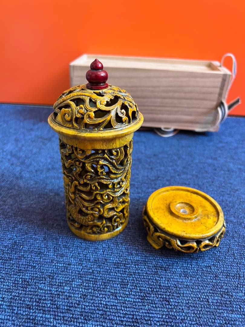 1104  中国　骨董　龍、亀模様　透かし彫り　香炉　時代物