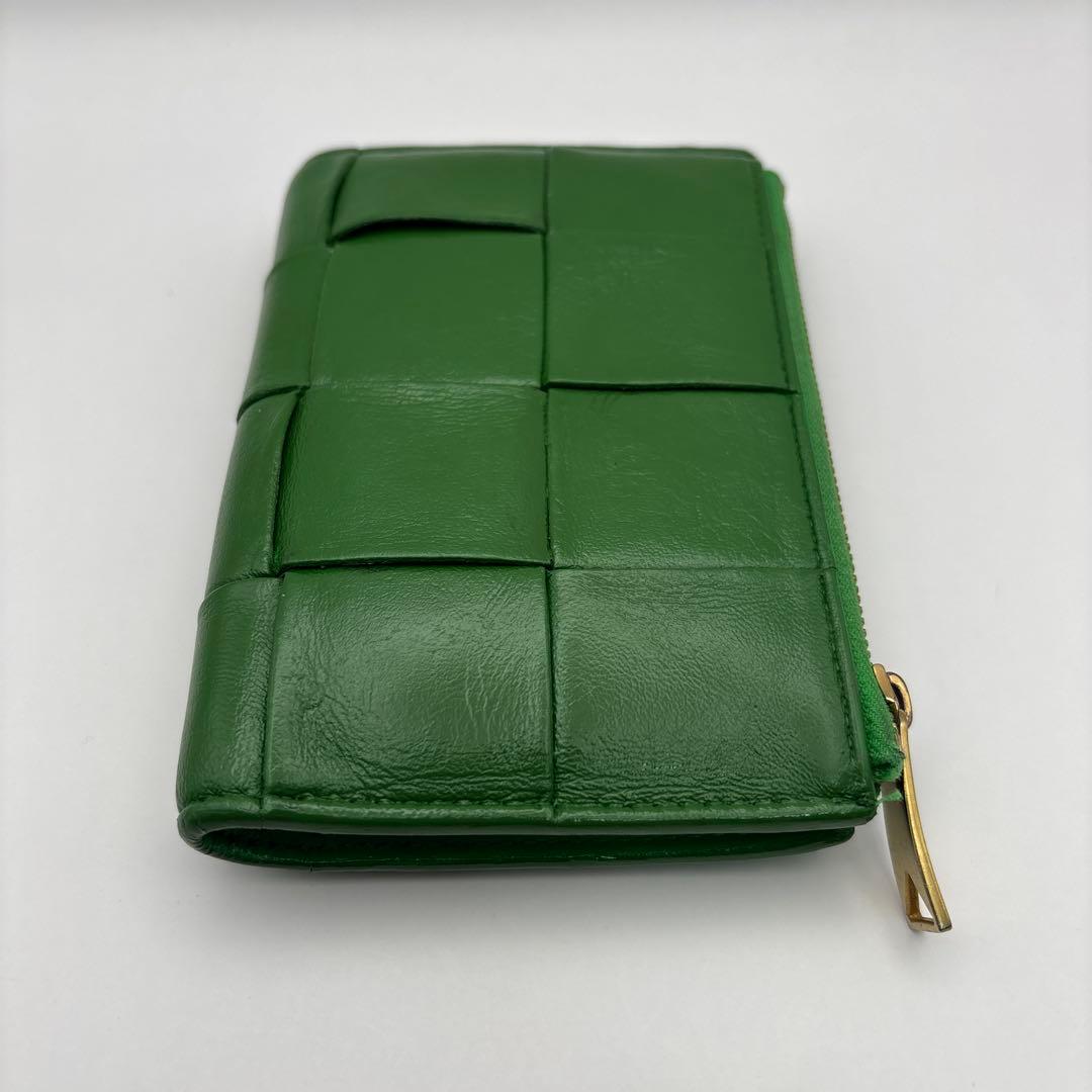 ◆正規品◆現行ボッテガ・ヴェネタカセット ミディアム 二つ折りウォレット