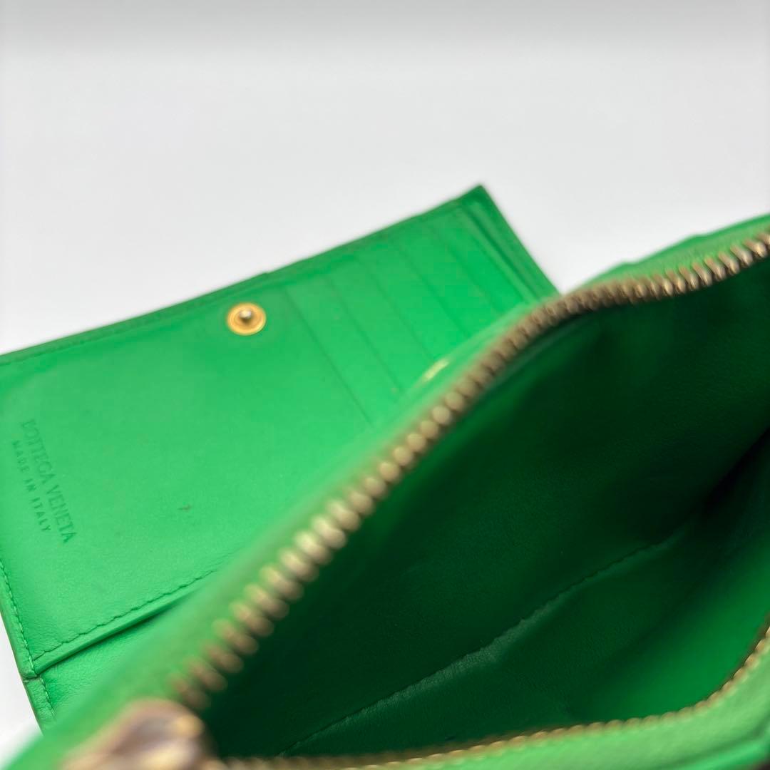 ◆正規品◆現行ボッテガ・ヴェネタカセット ミディアム 二つ折りウォレット