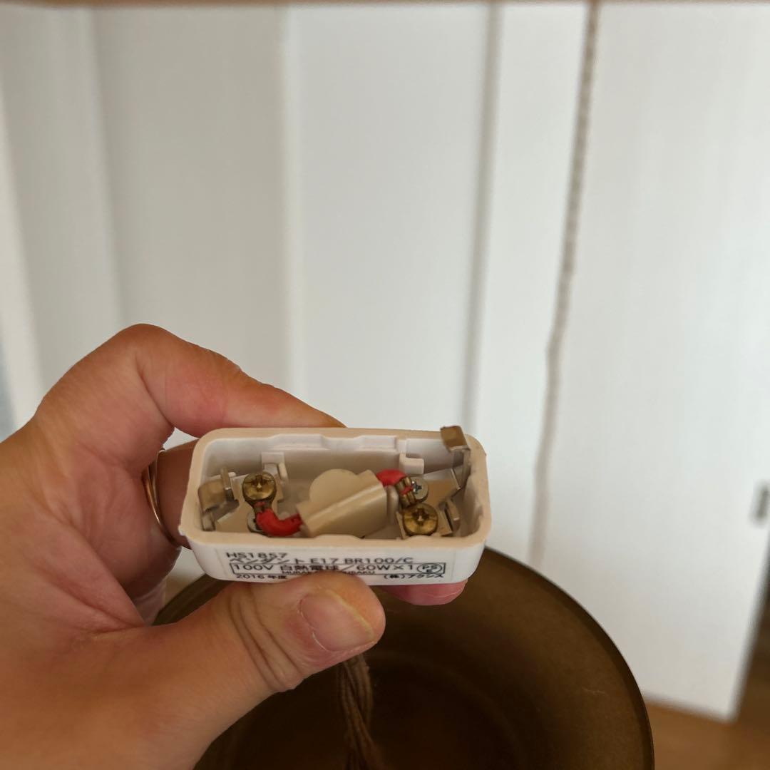 イギリス　アンティーク　ペンダントライト　ホワイト　艶あり