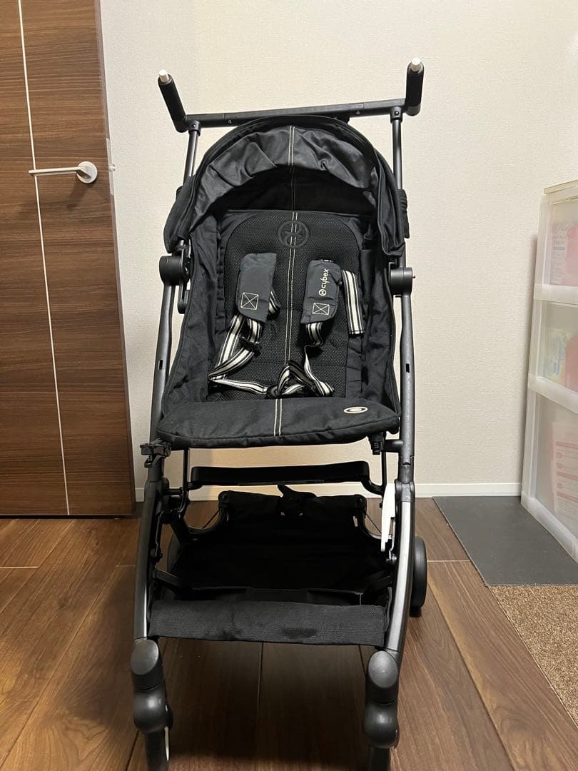 【ほぼ未使用美品】Cybex Libell 折りたたみベビーカー　ムーンブラック