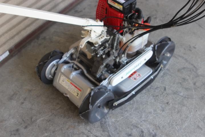 草刈機　オーレック　スパイダーモアー　SP851A　4WD　爪新品　A9153