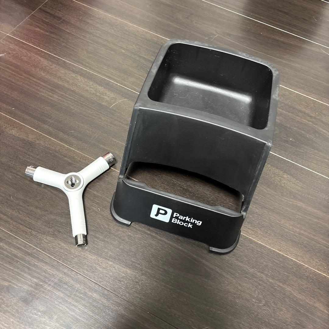 FOUNDATION 8インチx31.84 コンプリート スケートボード