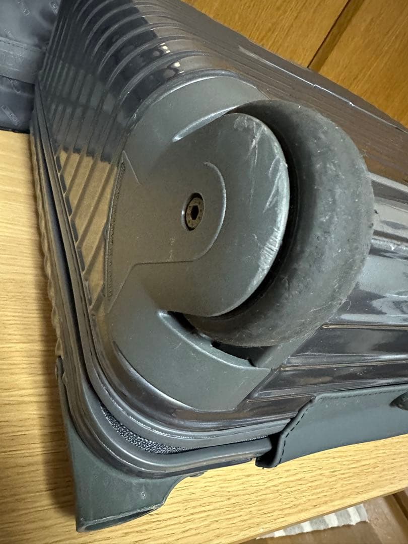 DQT 　RIMOWA リモワ　スーツケース 23L 伊勢丹本店購入