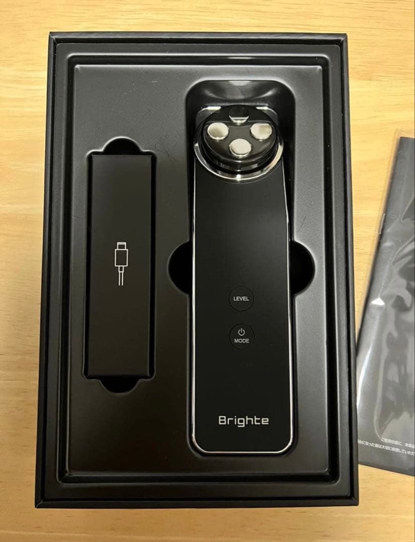 Brightee 美顔器 LEDライト付き