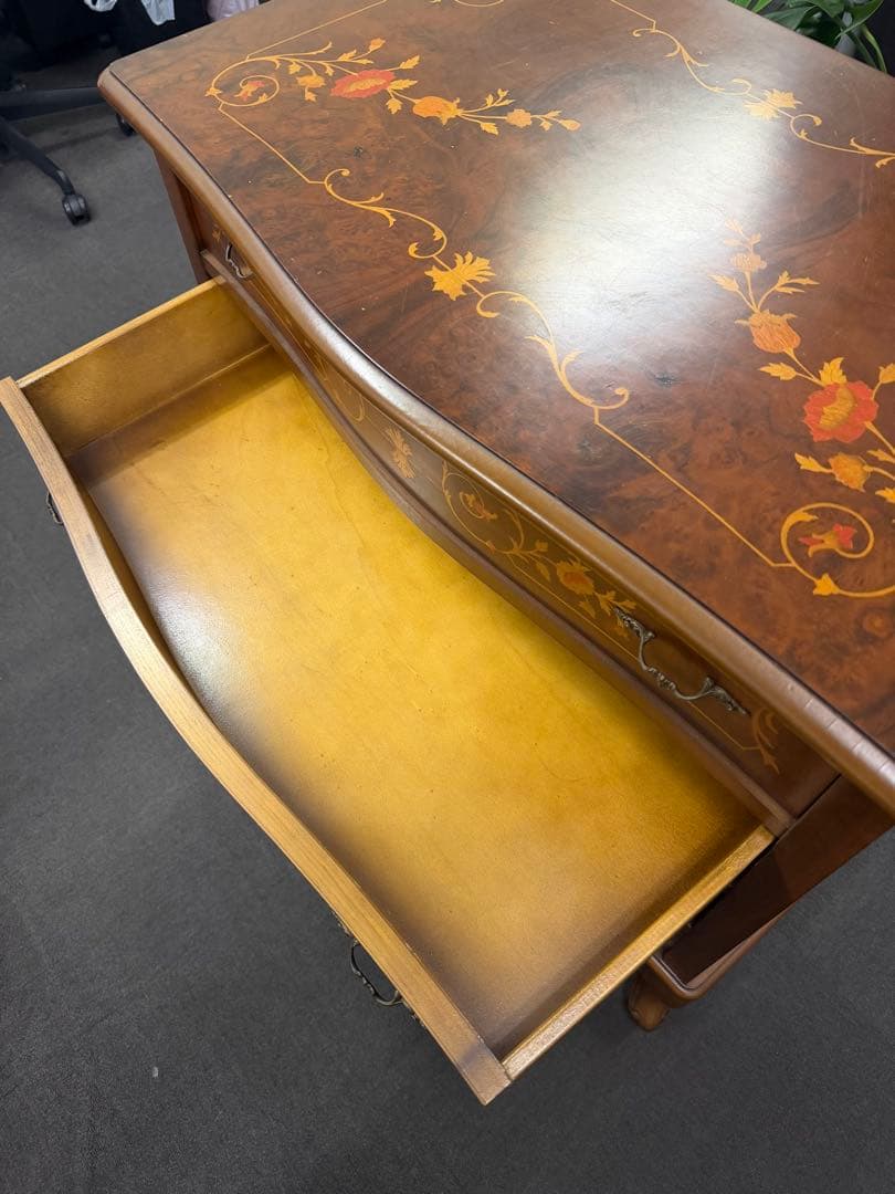 イタリア製 木製4段チェスト 猫脚