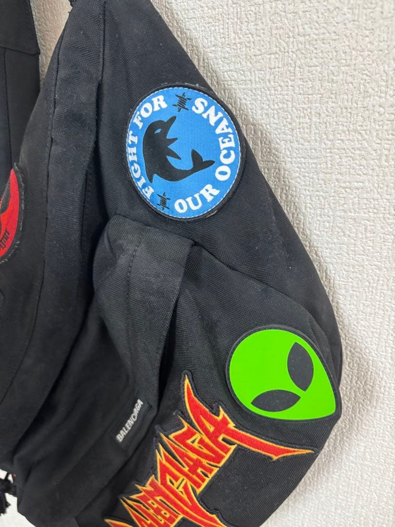 BALENCIAGA エクスプローラー XXL ボディバッグ ワッペン