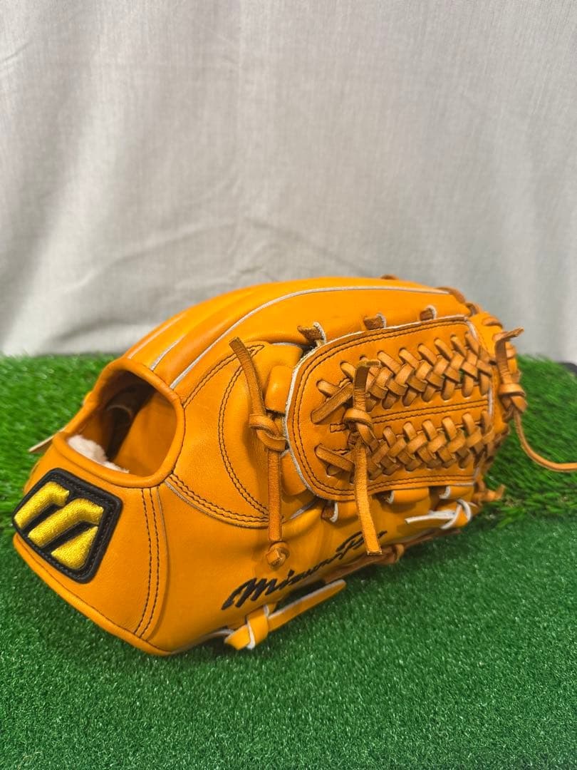 【極美品】ミズノプロオーダー 内野手