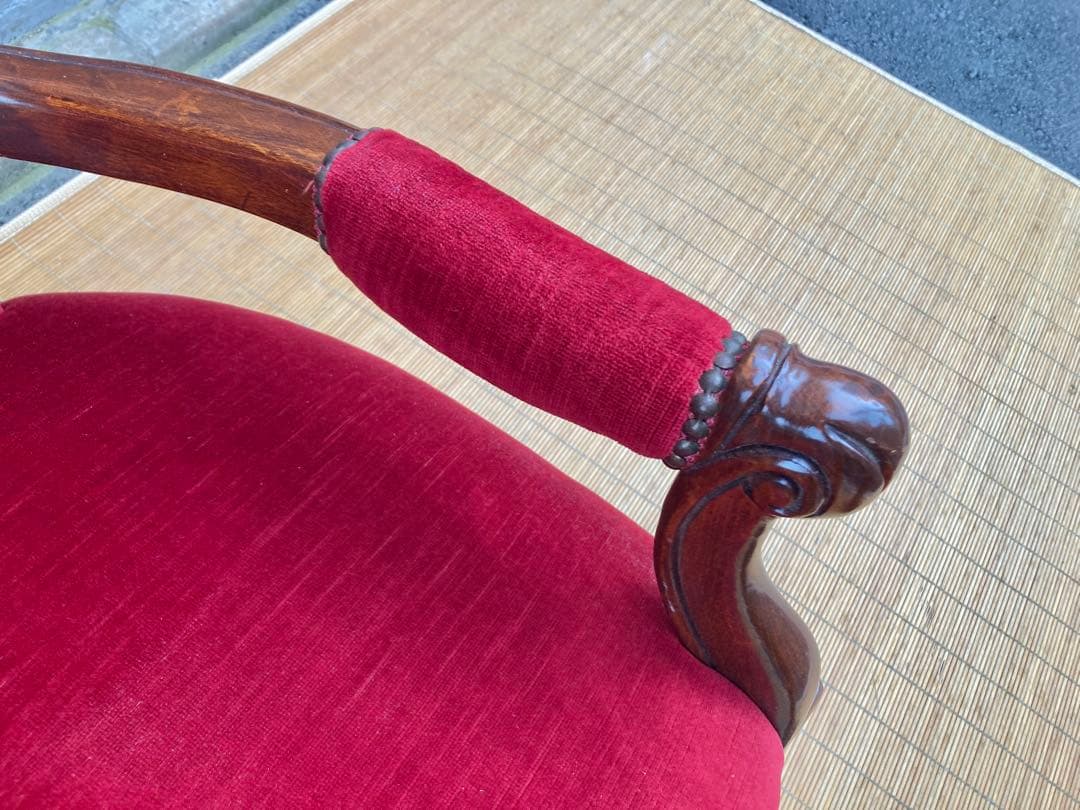 アンティーク調ソファ