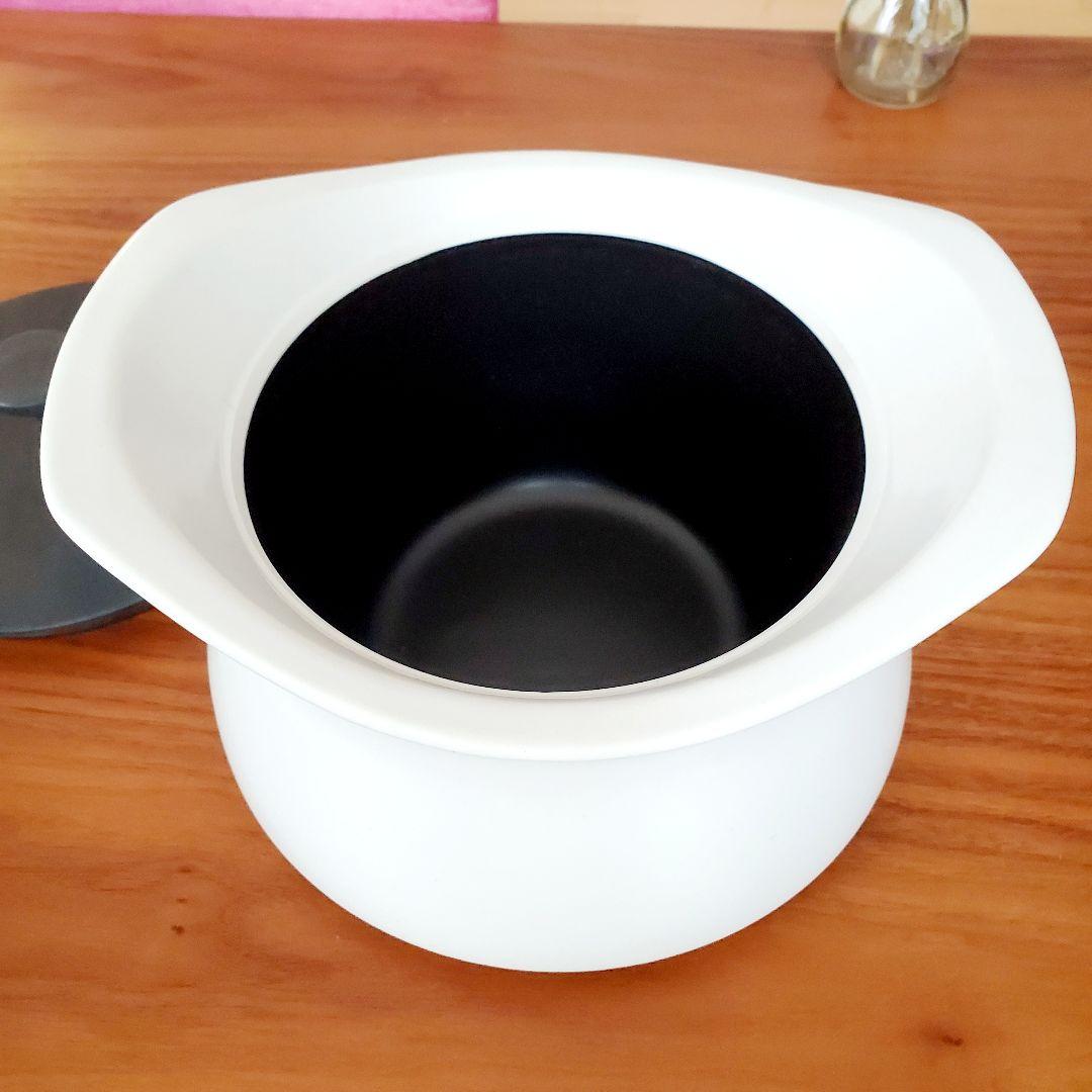 【新品未使用】【匿名発送】モラトゥーラ　ベストポット　無水鍋　土鍋　ホーロー