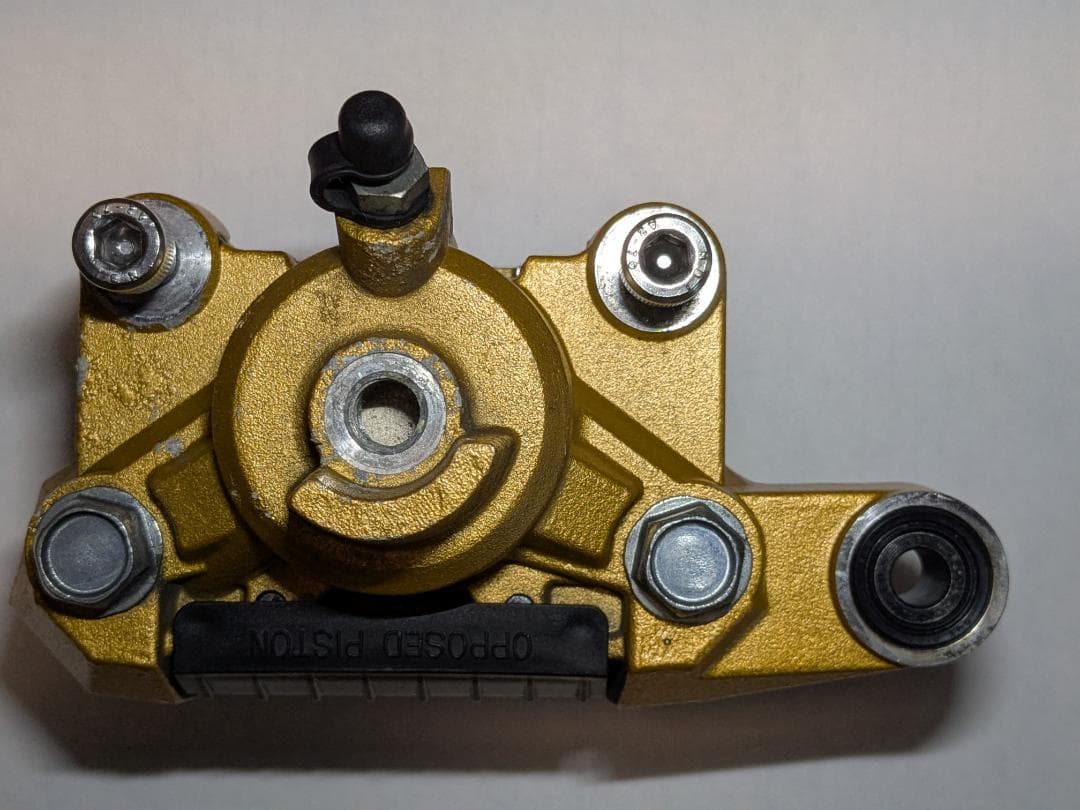 ZRX1200DAEG ダエグ 純正　リアキャリパー