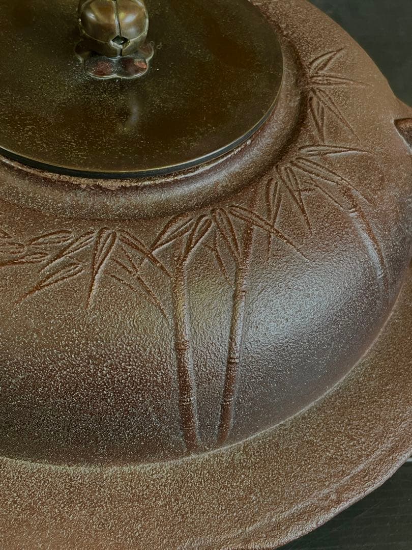 『母』 竹地紋 透木釜 釜師 高橋 敬典 共箱 釜鐶 炉釜 茶道具(212あ③)