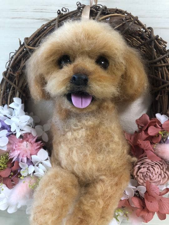 羊毛フェルト　オーダーフラワーリース　ぎんじりリースオーダー