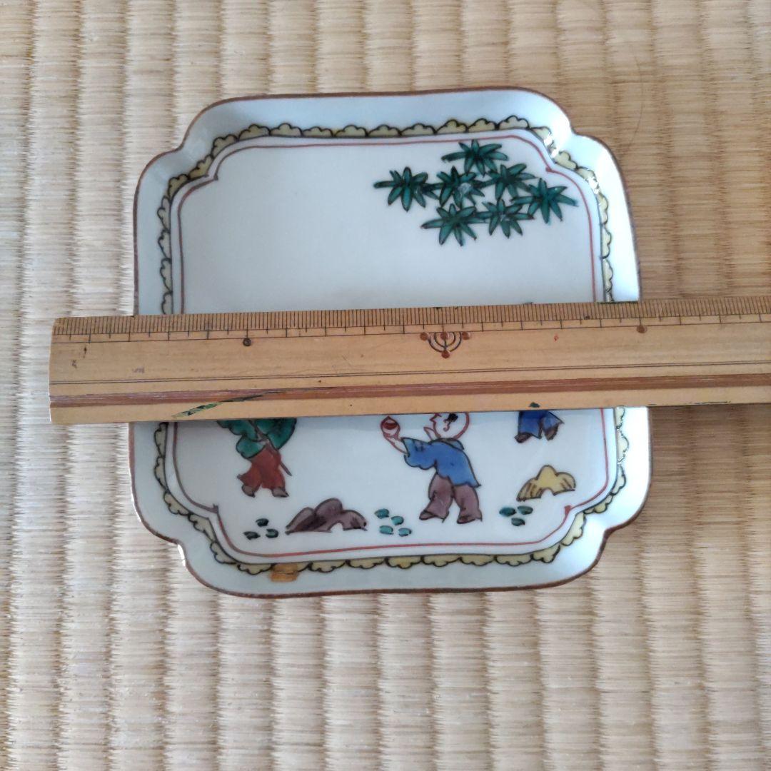 九谷焼　絵替わり　隅切角皿　銘々皿　４枚＋１枚欠けありセット