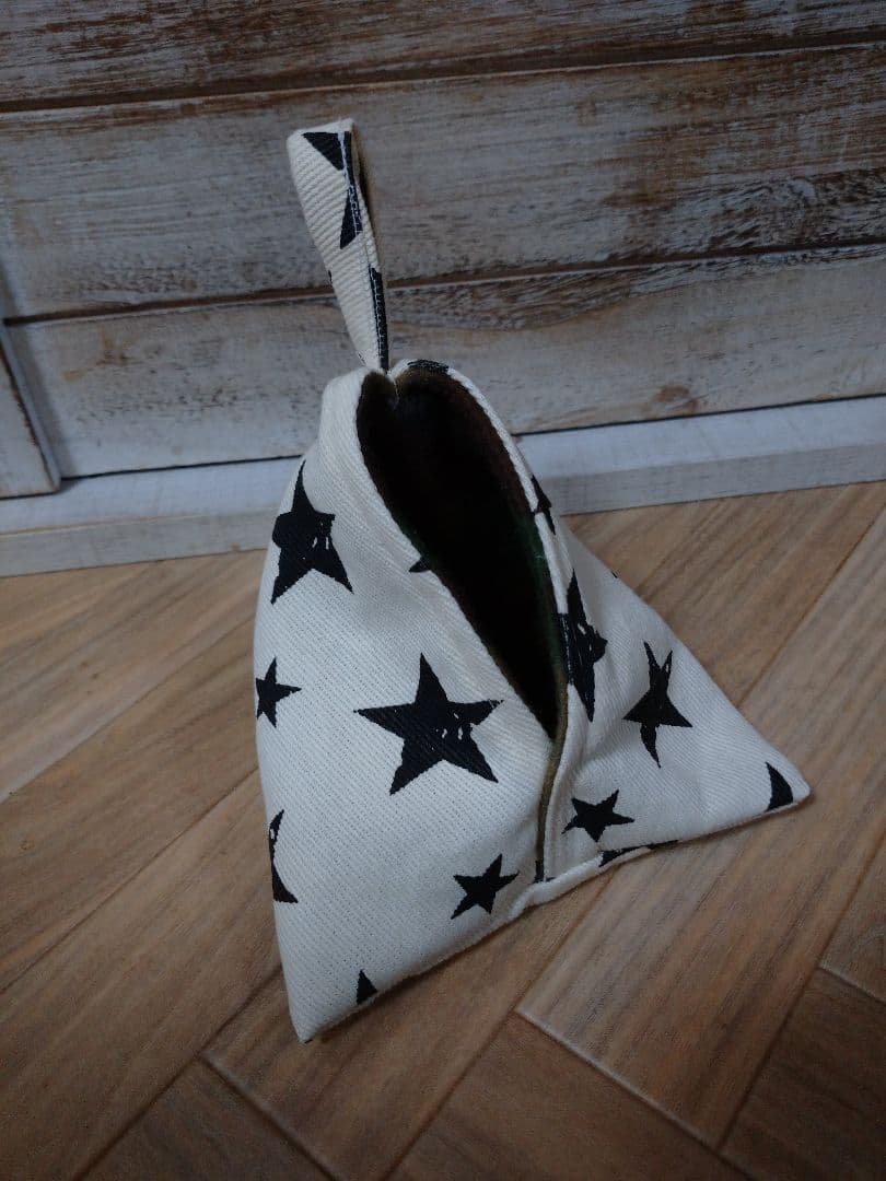 2個セット☆フクモモのさんかくなお部屋