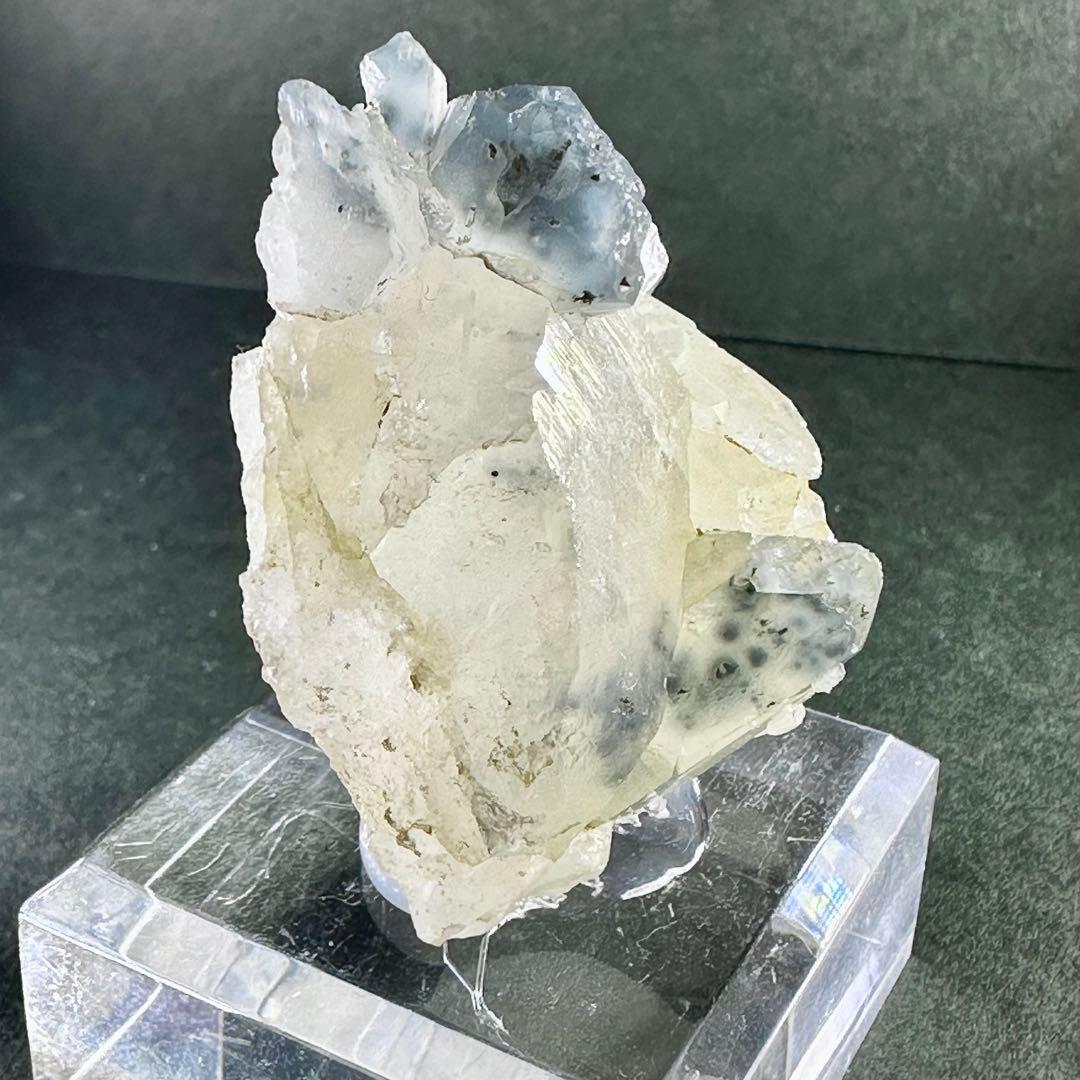 【☆爆レア】コロンビア産『ブルーターラクォーツ』（リーベカイト入り水晶）