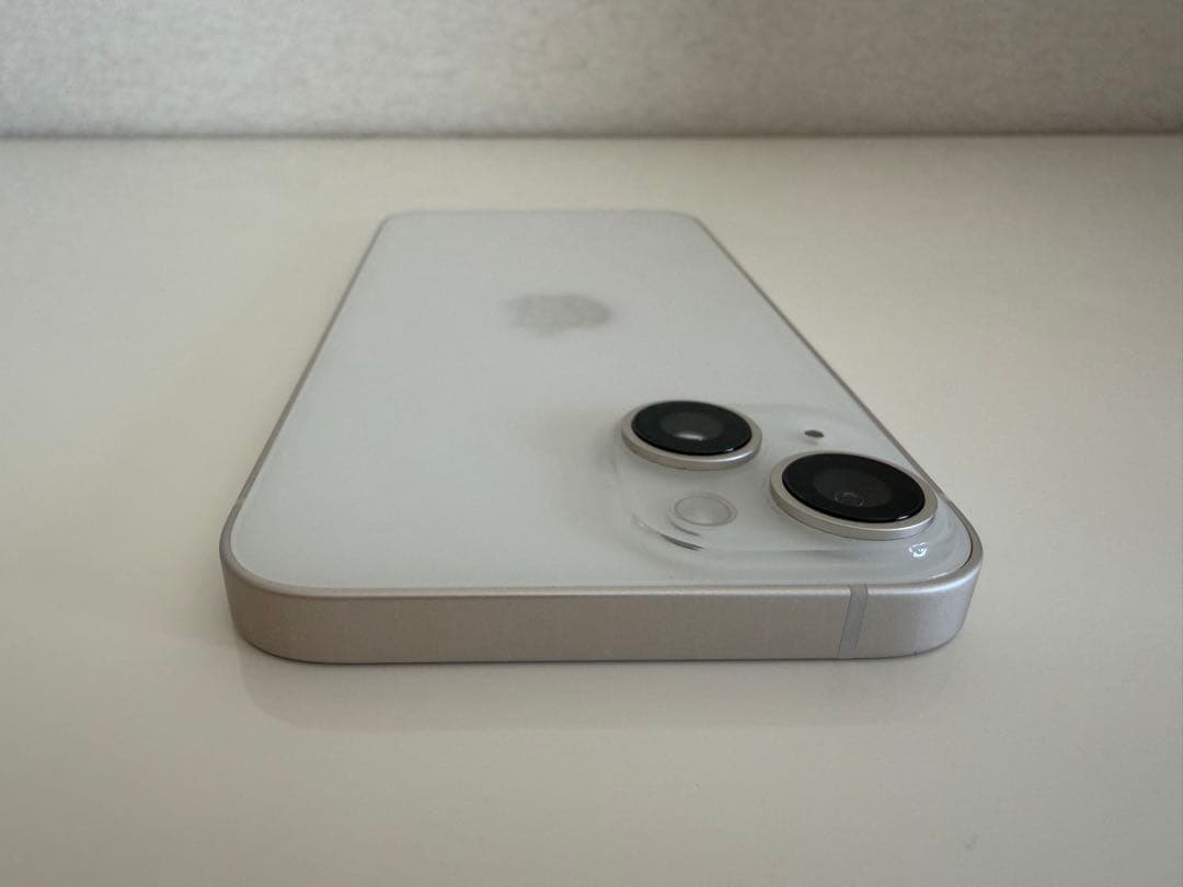 Apple iPhone 14 スターライト 本体