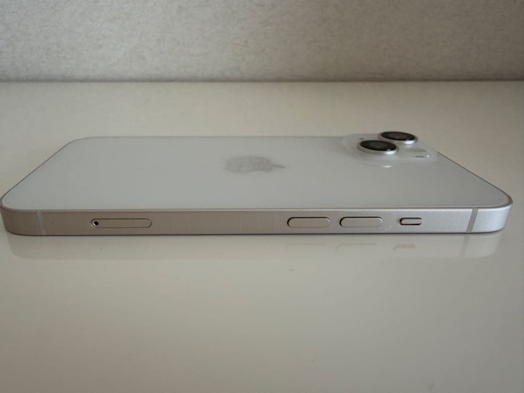 Apple iPhone 14 スターライト 本体