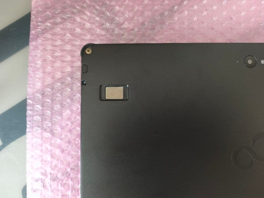 富士通 arrows tab Q738/SE