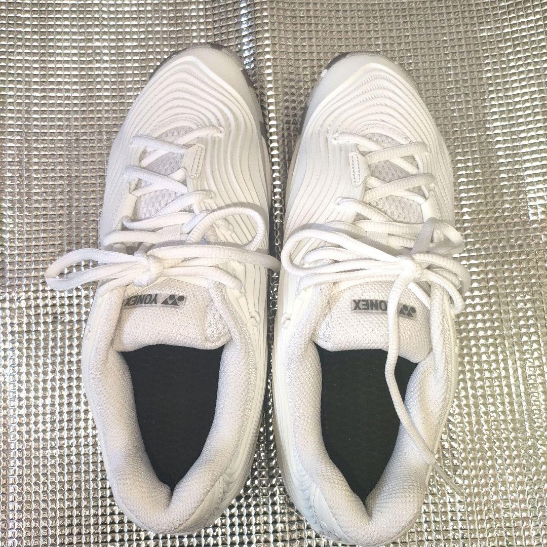 YONEX パワークッションフュージョンレブ５МＧＣオムニクレー用テニスシューズ