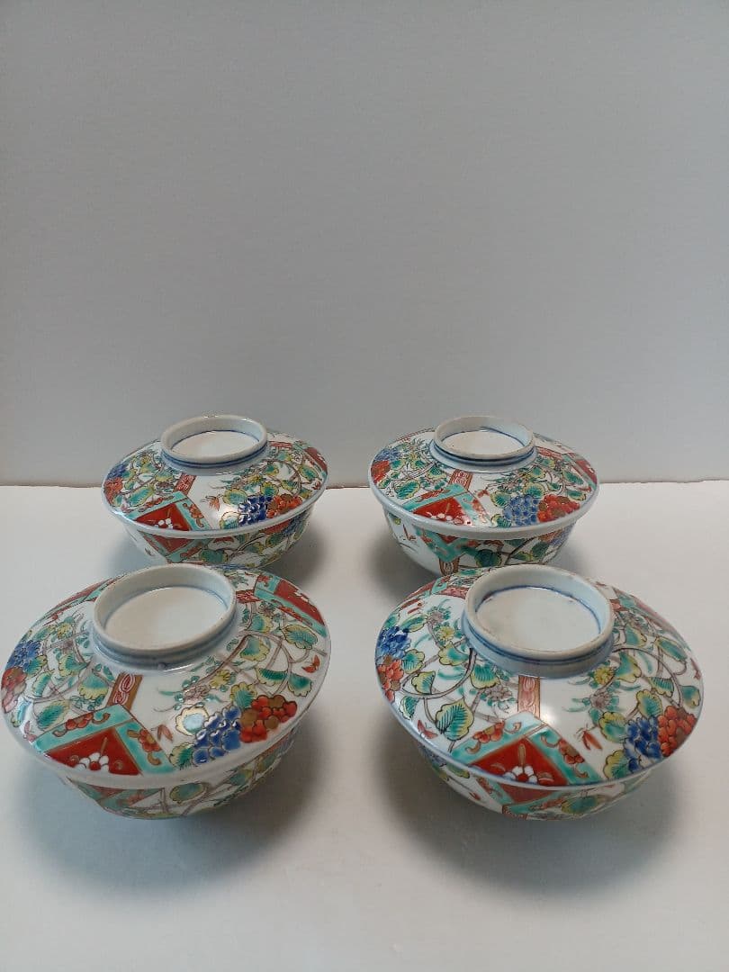 骨董　古伊万里色絵　蓋物　4客